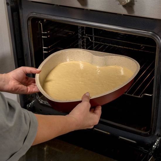 Forma foremka SERCE ceramiczna granitowa TERRESTRIAL do pieczenia ciasta