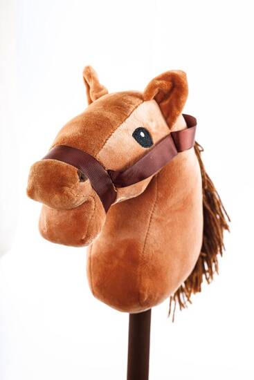 Hobby Horse A4 Koń na Kiju 68cm Maskotka dla Dzieci z Dźwiękiem Różne Wzory